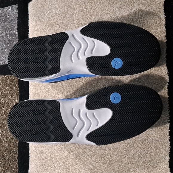 Crystal blue aura Jordan max's - Picture 3 of 5